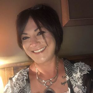 Meet your Posher, Angie